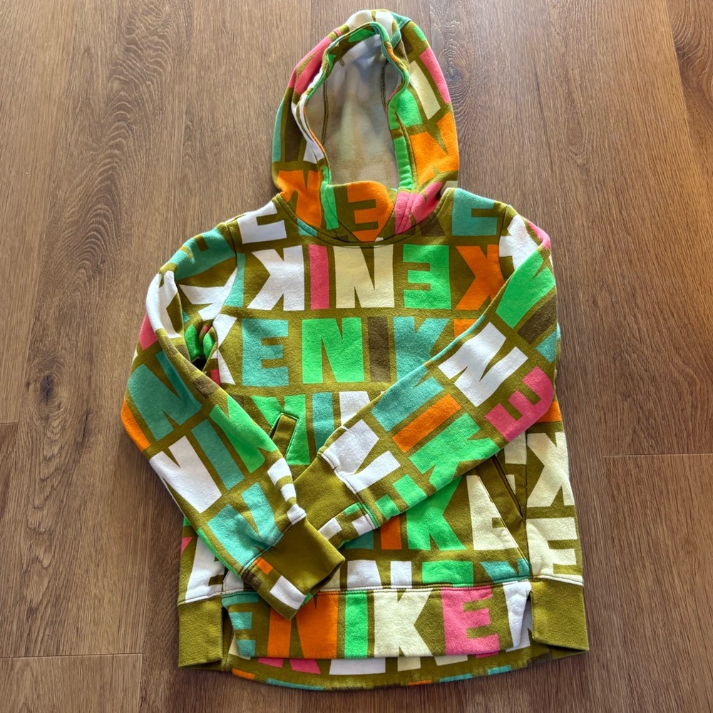 Girls nike hoodie - like new